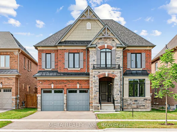 56 Klees Cres, Aurora, ON L4G 3W8
