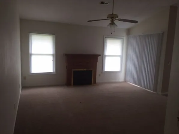143 F W Victoria Ct, Winterville, NC 27834