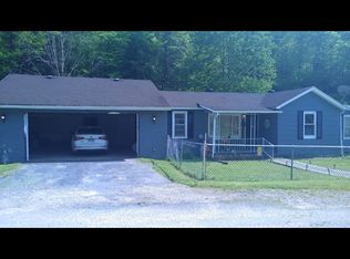 256 Hotchkiss Rd, Slab Fork, WV 25920