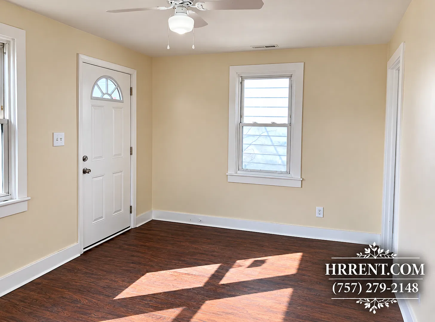 Adorable Renovated 1 Bedroom 1 Bathroom Home located in Newport News VA! — Photo 3
