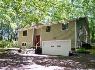 1335 Bay Rd, Amherst, MA 01002