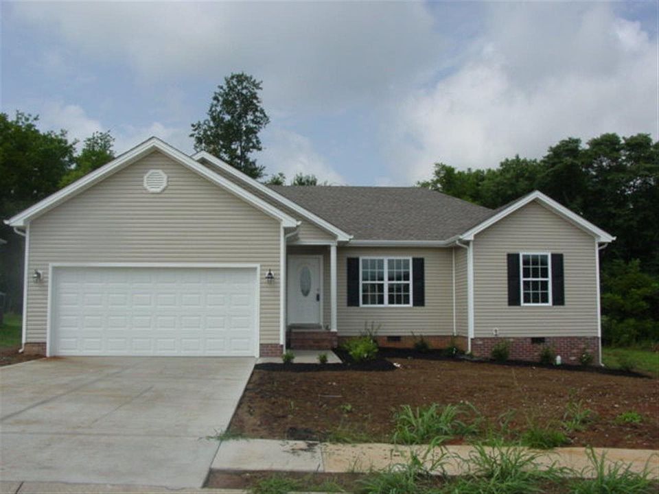 1st image of 689 Moss Creek Ave