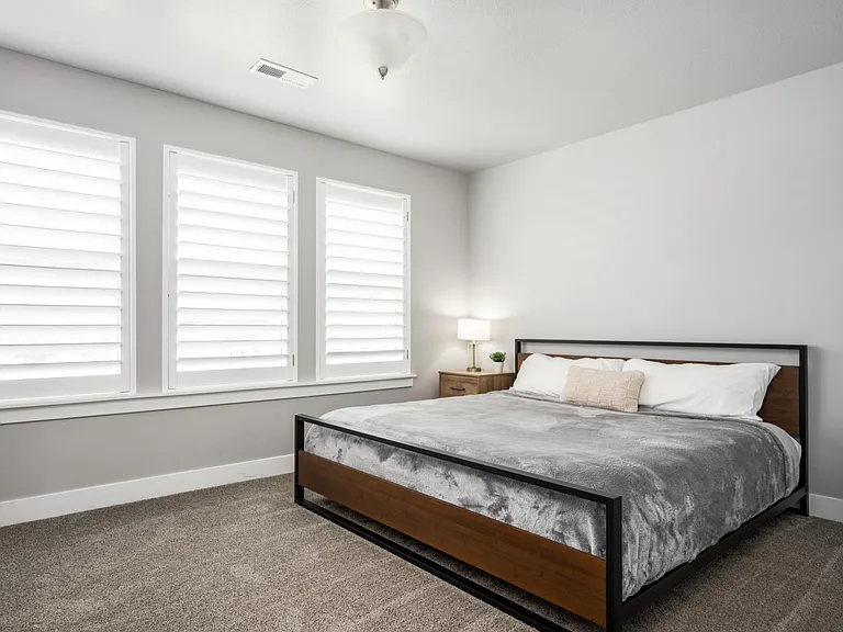 537 N Mountain Peak Dr — Photo 18