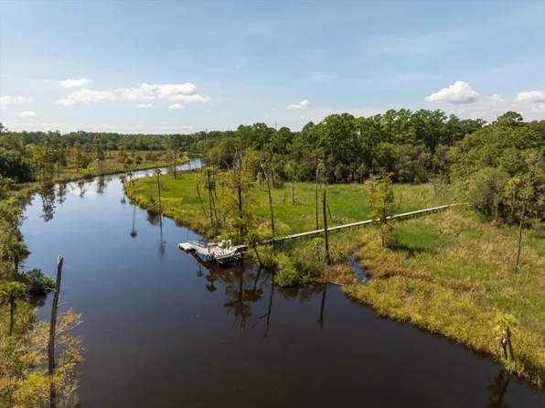1604 Porter Lakes Dr, Jacksonville, FL 32218