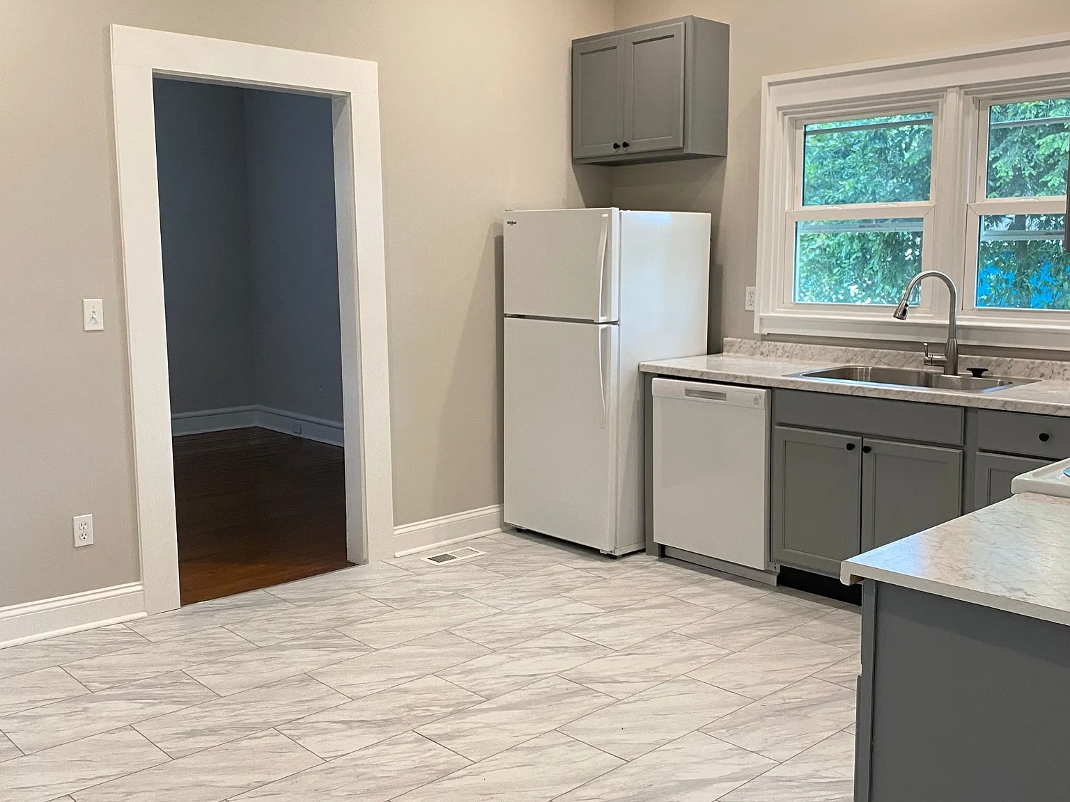 13 Woodward Street (New) - 1 — Photo 2