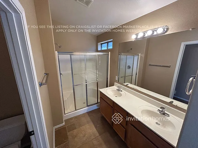 1628 W Minton St — Photo 16