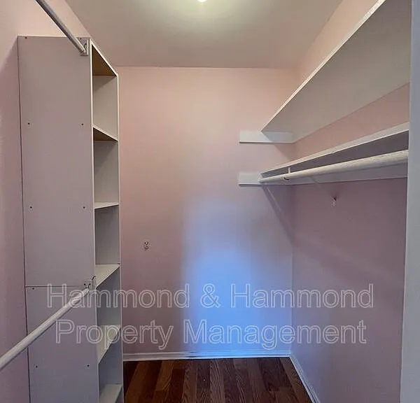 5400 Newcastle Ave #43 — Photo 11