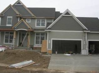 9973 Troy Ln N, Maple Grove, MN 55311