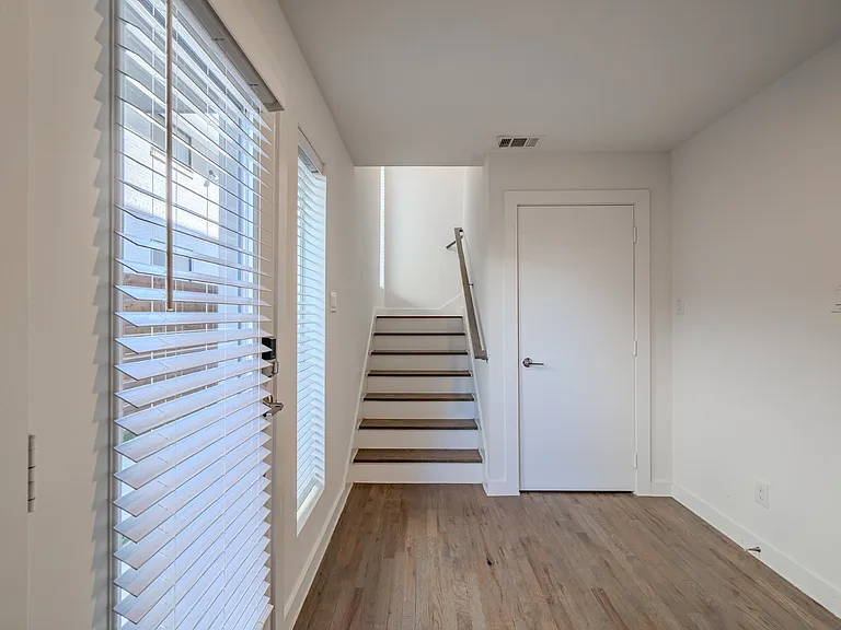 5002 San Jacinto St #106 — Photo 31