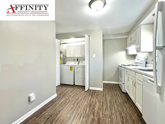 4th image of 4200-4206 NW 57th Ter #4204