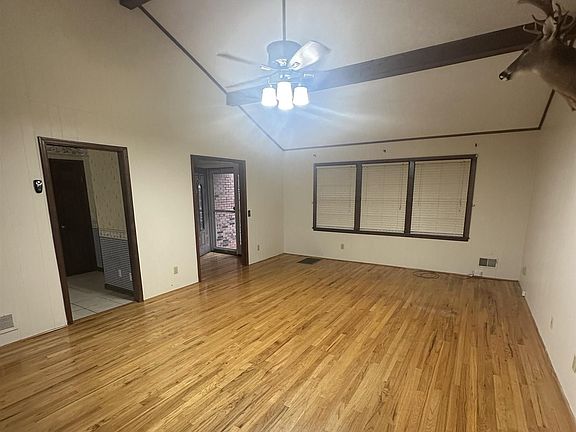 4th image of 106 Kip Ct