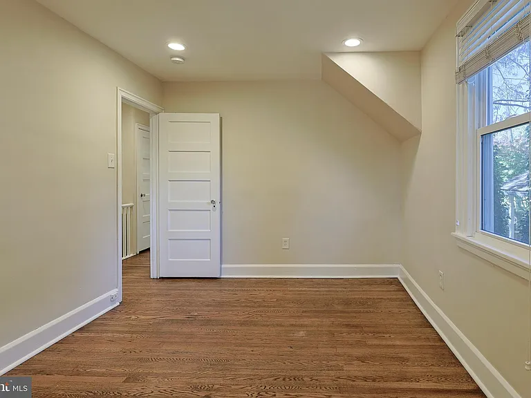 247 Trent Rd — Photo 16