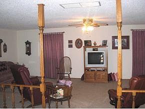 4th image of 1024 N Terrace Dr