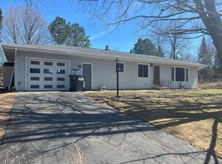 N11536 Alma St, Aniwa, WI 54408