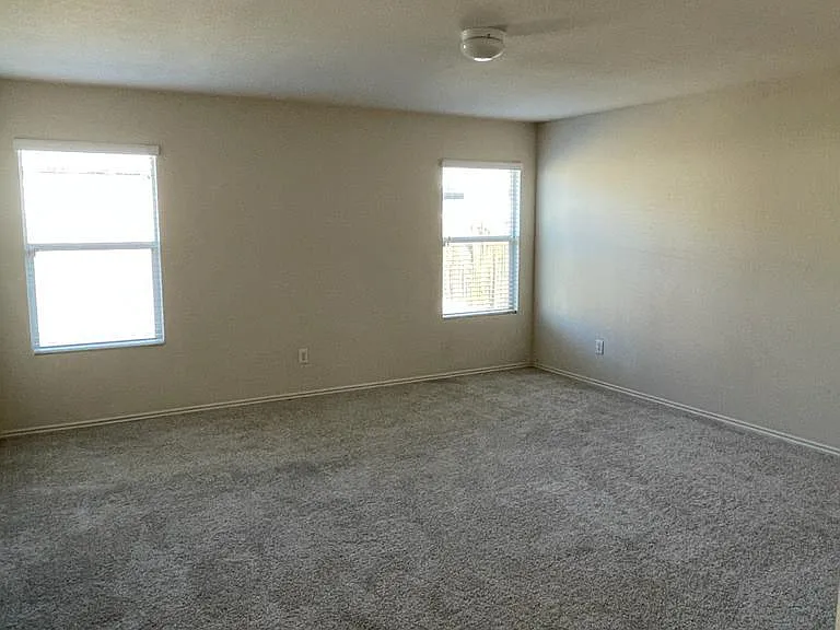 9012 Penny Ln — Photo 9