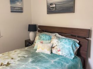 51 Wakeman Rd, Hampton Bays, NY 11946