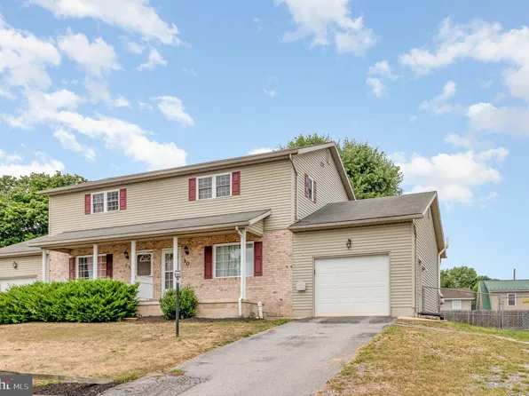 30 Larch Dr, Shippensburg, PA 17257