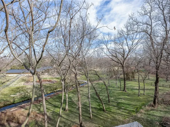 115 S Garrett St, Siloam Springs, AR 72761