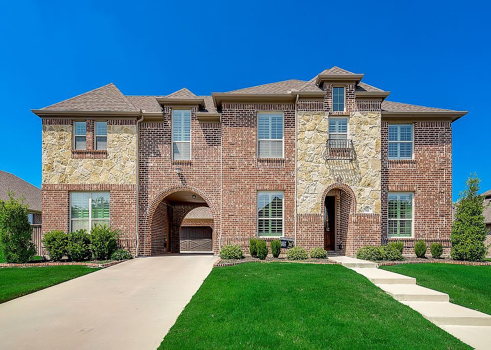 1st image of 601 Silver Chase Dr