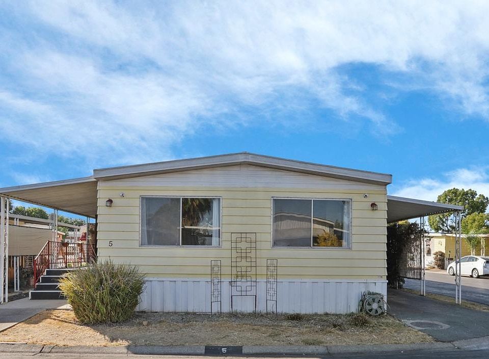 1st image of 4900 N Highway 99 Unit 5
