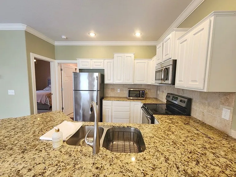 2800 Arbor Rd — Photo 7