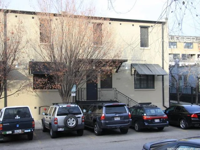 346 W Pierpont Ave #W213 — Photo 11