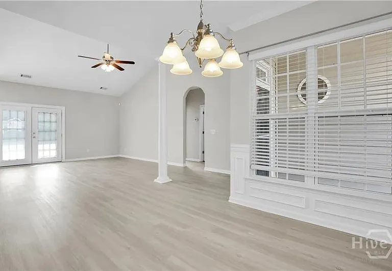 218 Willow Point Ln — Photo 23