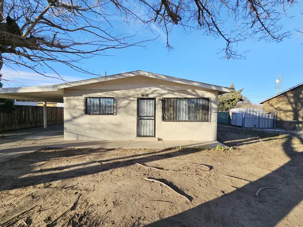 4621 Glendale Pl NW, Albuquerque, NM 87105