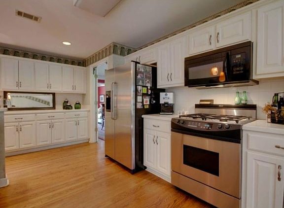 2nd image of 3590 River Trace Dr