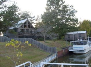 708 Humphries Cv, West Point, MS 39773