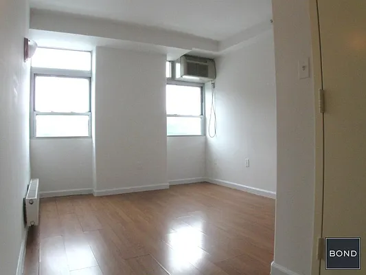 Rented by Bond New York | media 5