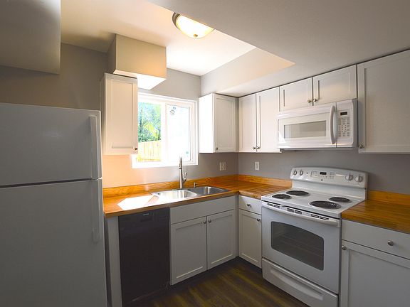 3rd image of 4353 Falcon Creek Blvd