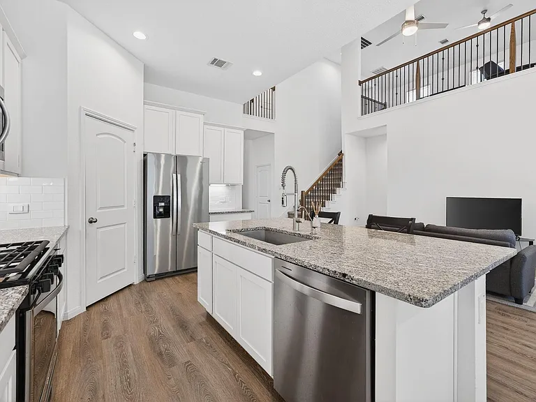 1502 Crystal Falls Dr — Photo 18