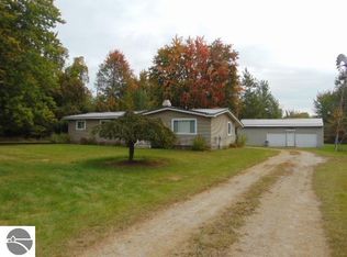 4575 S Magrudder Rd, Breckenridge, MI 48615