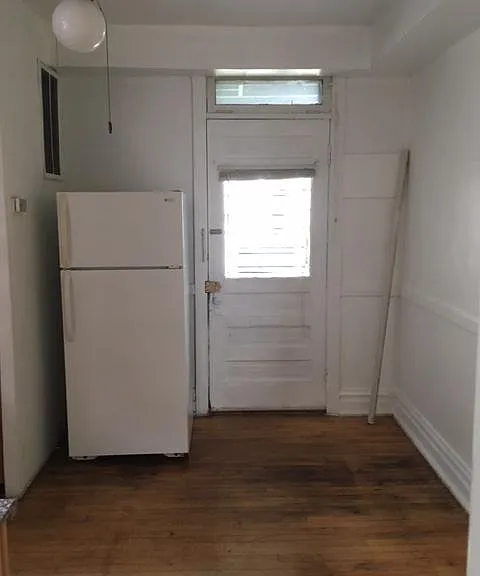 3246 N Seminary Ave #1R — Photo 5