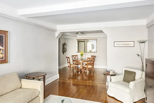 Sold by Warburg | media 16