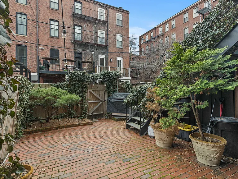 4 Cazenove St #1 — Photo 21