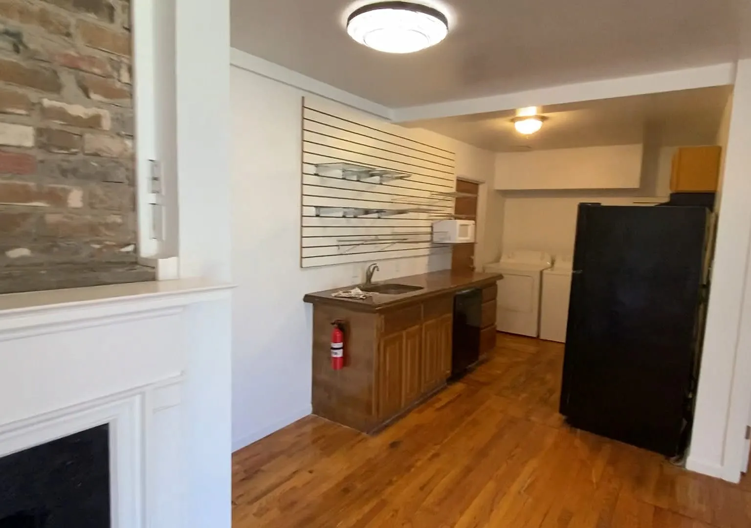4 bed, 10 sqft, $2,495 — Photo 4