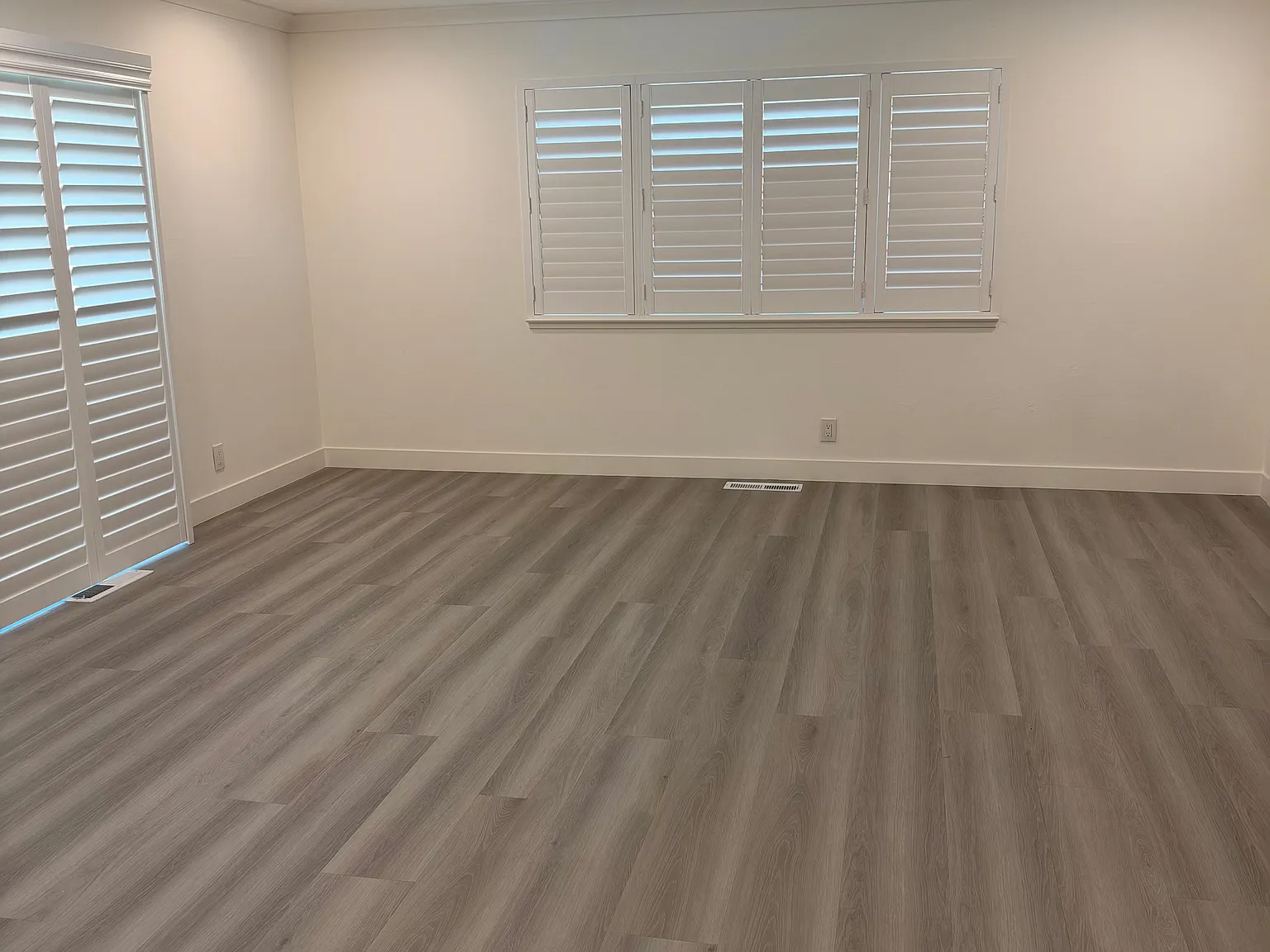 2 bed, 825 sqft, $4,100 — Photo 1