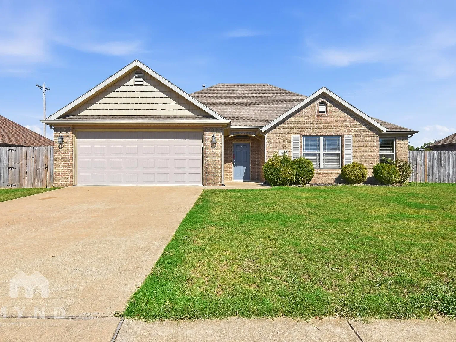 4 bed, 2.0 bath, 1750 sqft, $1,795 — Photo 1