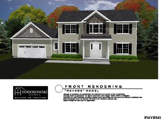 6 Mackenna Ct, Ballston Lake, NY 12019