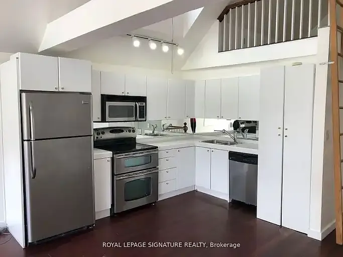 20 Kewbeach Ave #1A — Photo 2