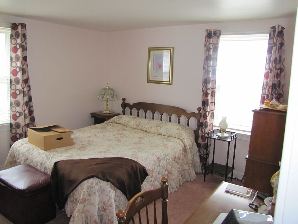 1st image of 4812 Edgewood Dr