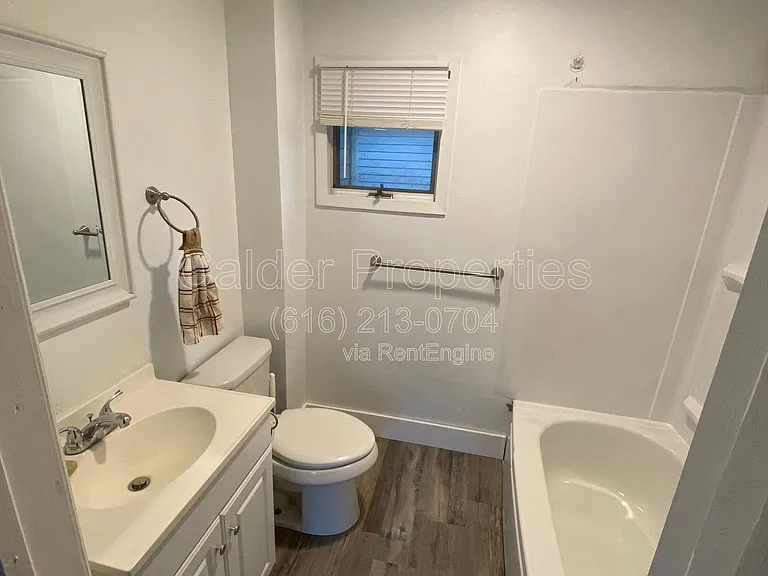 143 Page St NE #1 — Photo 7