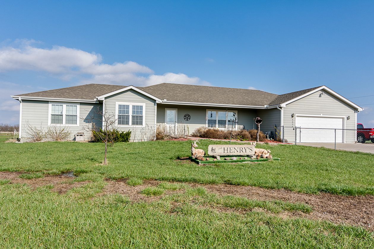 5524 SW Valencia Rd, Topeka, KS 66610 Zillow