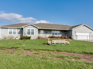 5524 SW Valencia Rd, Topeka, KS 66610