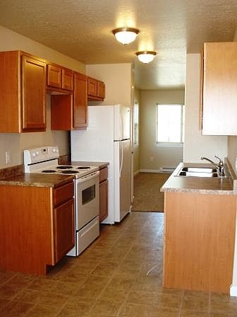 1st image of 1915 Kensington Ave Unit 201