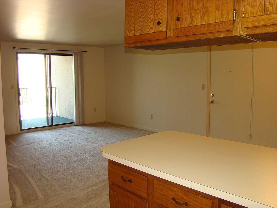 2nd image of 1408 Bradley Dr #212