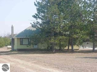 1510 Old M37, Mesick, MI 49668