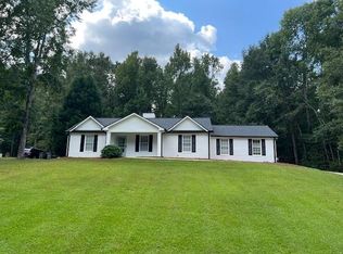 1131 Hunter Trl, Bogart, GA 30622